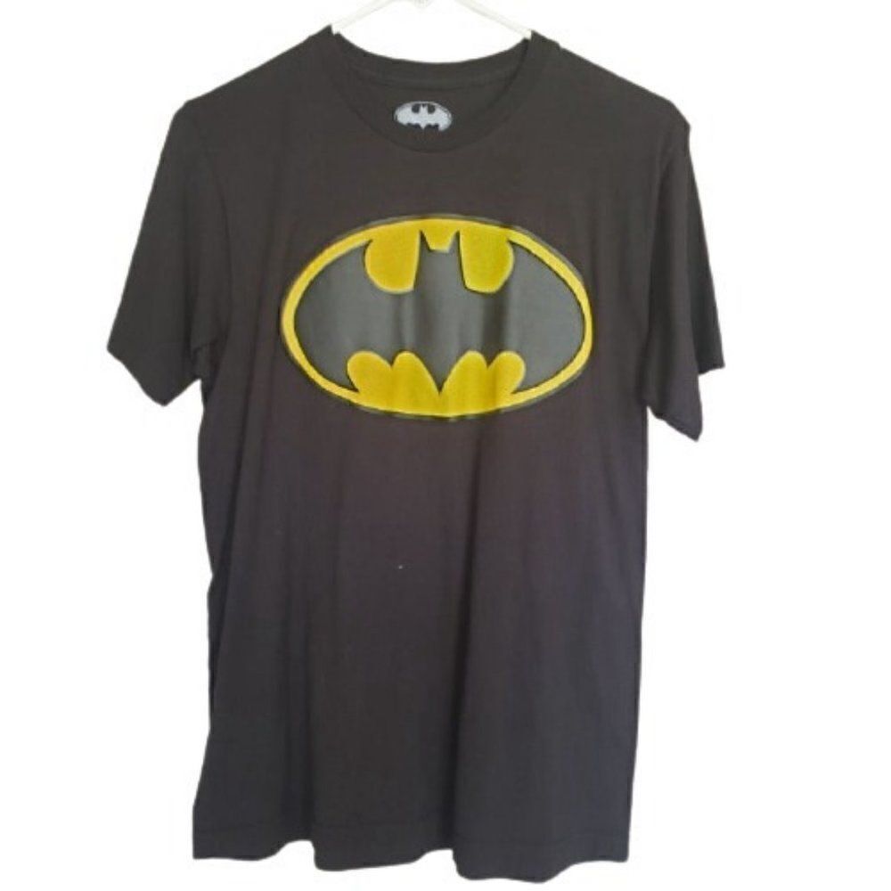 DC Comics Men's Batman Graphic Tee Licensed Classic Logo T-Shirt